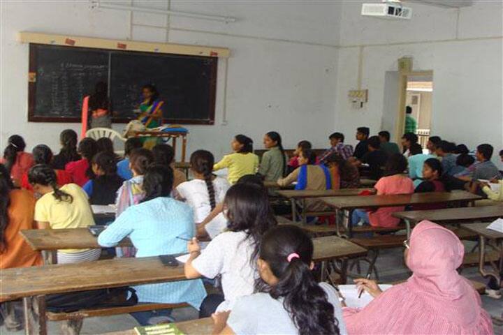 HA College of Commerce campus in Ahmedabad, Gujarat, India — photo 3