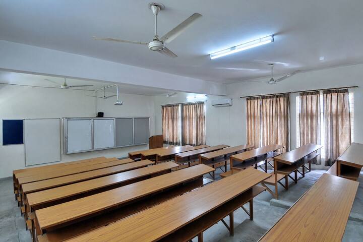 Apeejay Institute of Management and Engineering Technical Campus campus in Jalandhar, Punjab, India — photo 6
