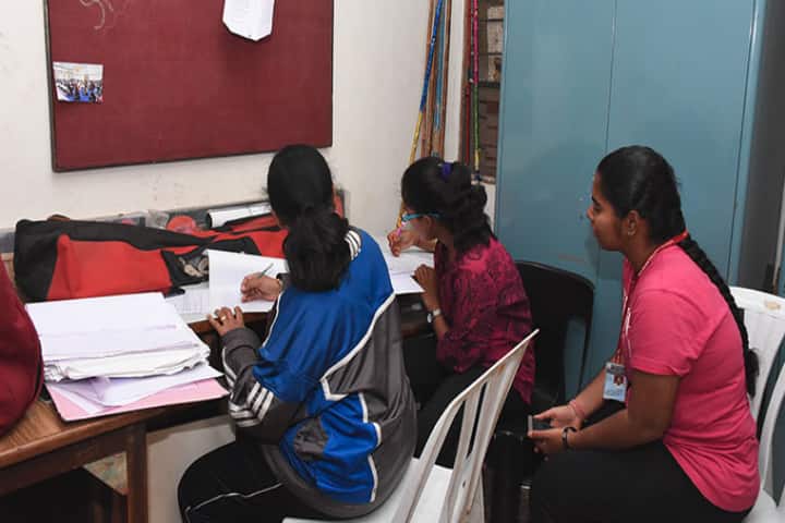 MMP SHAH COLLEGE Matunga campus in Mumbai, Maharashtra, India — photo 5