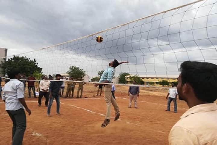 Sri Krishnadevaraya University College of Engineering and Technology campus in Anantapur, Andhra Pradesh, India — photo 6