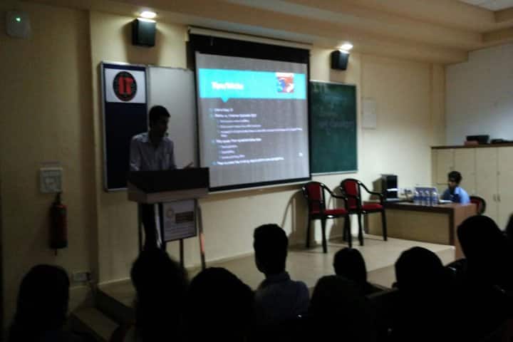 SIES College of Arts Science and Commerce campus in Mumbai, Maharashtra, India — photo 2