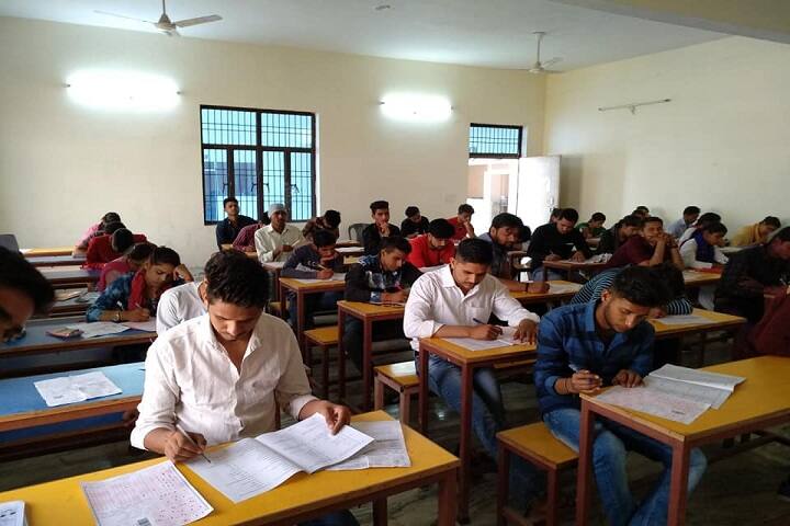 Vajirao Degree College campus in Agra, Uttar Pradesh, India — photo 3
