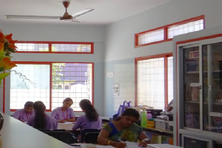 Vivekananda Degree College for Women campus in Bangalore, Karnataka, India — photo 4