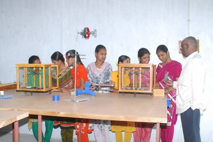 Srinivasa Degree College campus in Jammalamadugu, Andhra Pradesh, India — photo 4