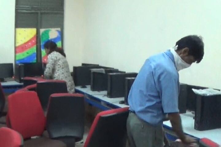 PGDAV Evening College campus in New Delhi, Delhi, India — photo 4
