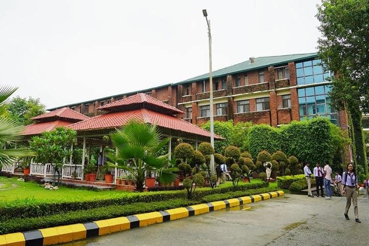 DBS Global University campus in Dehradun, Uttarakhand, India — photo 3