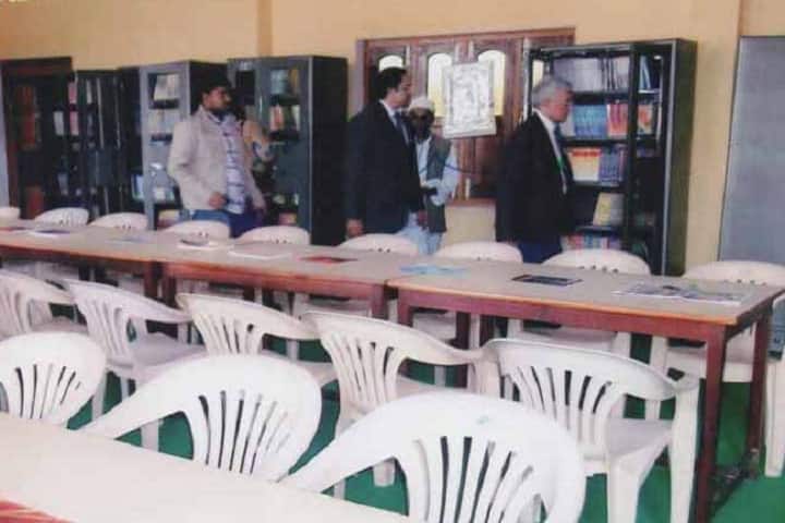 Suryanath Mahavidyalaya campus in Chandauli, Uttar Pradesh, India — photo 3