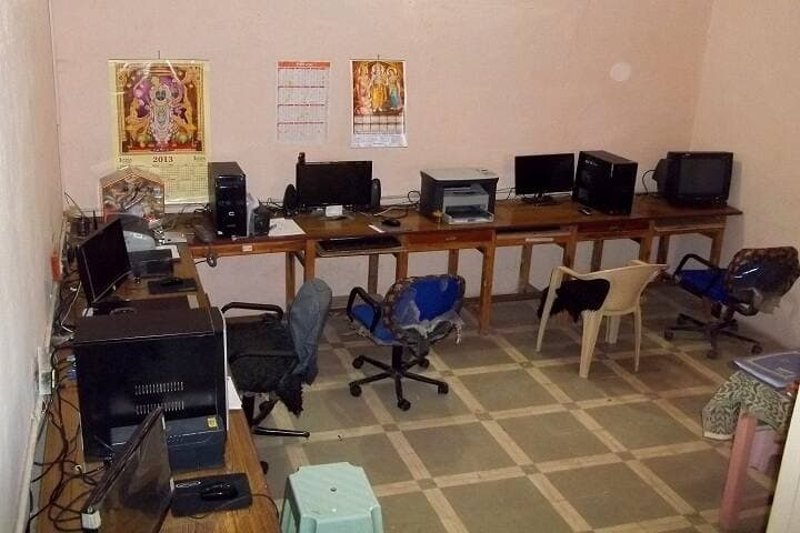 Jawaharlal Nehru Smriti Mahavidyalaya campus in Vidisha, Madhya Pradesh, India — photo 5