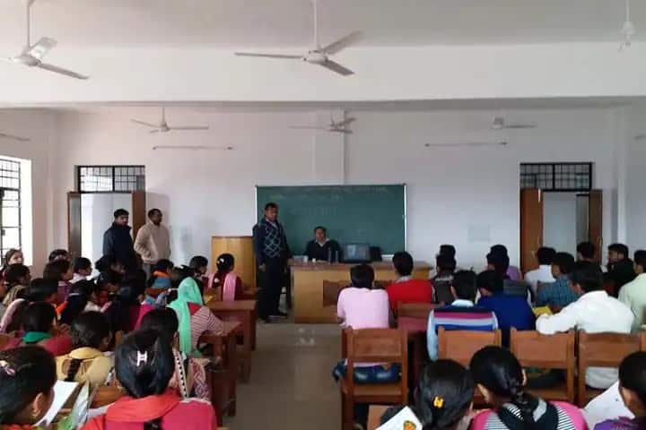 Government Degree College campus in Budaun, Uttar Pradesh, India — photo 3