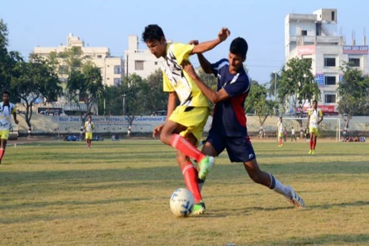 Punyashlok Ahilyadevi Holkar Solapur University campus in Solapur, Maharashtra, India — photo 5