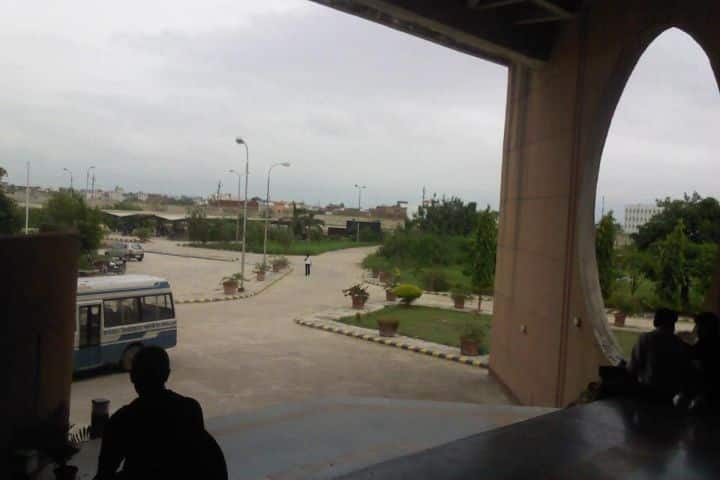BBAU Lucknow campus in Lucknow, Uttar Pradesh, India — photo 2