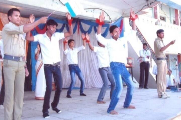 Nijampur Jaitane Shikshan Prasarak Mandal's Adarsh College of Arts campus in Hodadane, Maharashtra, India — photo 3