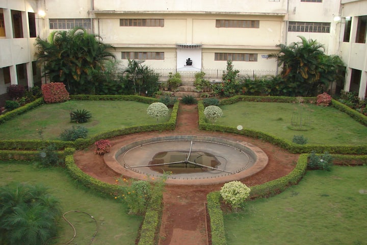 Vijaya Evening College campus in Bangalore, Karnataka, India — photo 4