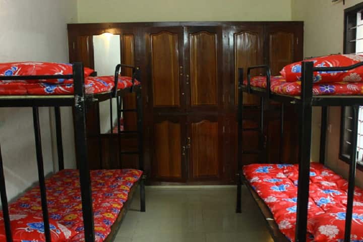 St Mary's College of Commerce and Management Studies campus in Valayanchirangara, Kerala, India — photo 4