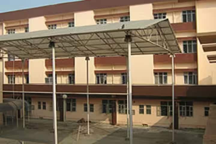 Nehru Homoeopathic Medical College and Hospital campus in New Delhi, Delhi, India — photo 1