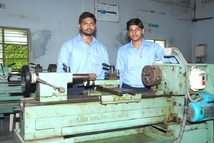 Dr Paul Raj Engineering College campus in East Godavari, Andhra Pradesh, India — photo 3