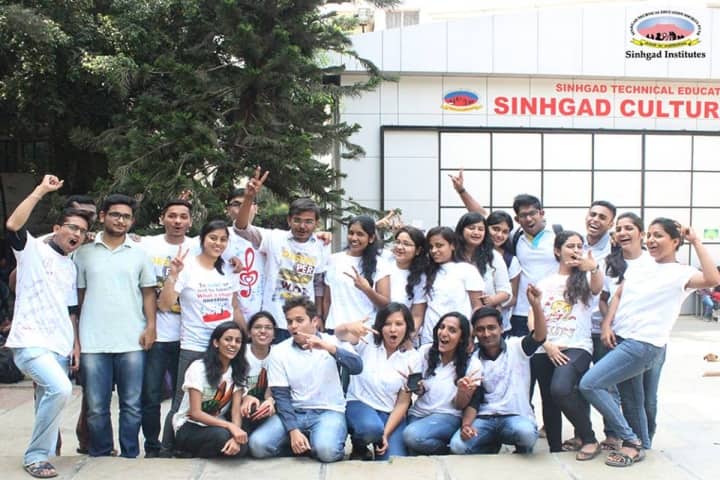 Sinhgad College of Pharmacy campus in Pune, Maharashtra, India — photo 3