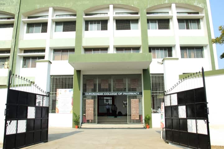 Guru Nanak College of Pharmacy campus in Nagpur, Maharashtra, India — photo 1