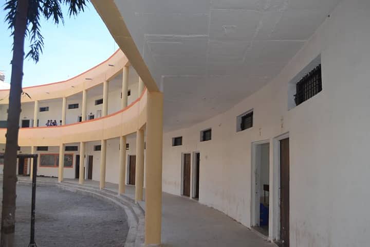 Shri Sant Savta Mali Gramin Mahavidyalaya campus in Aurangabad, Maharashtra, India — photo 3