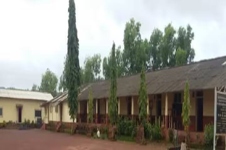 Sahyadri Parisar Shikshan Prasarak Mandal's Shri Manohar Hari Khapane College of Arts and Commerce campus in Raipatan, Maharashtra, India — photo 1