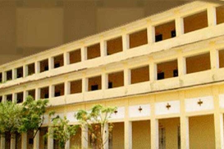 Kisan Majdoor Mahavidyalaya campus in Mau, Uttar Pradesh, India — photo 1