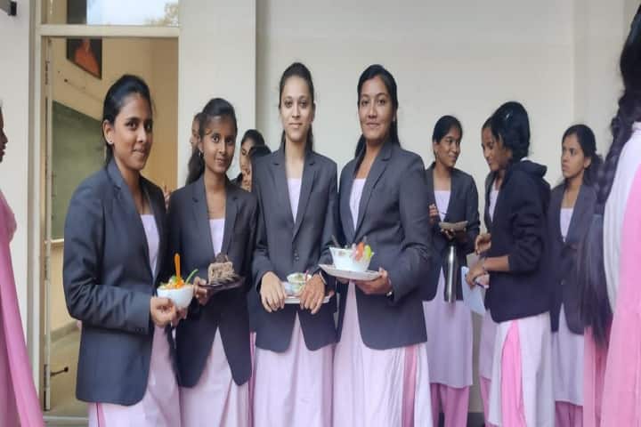 Shri Satya Sai Institute of Home Science for Women campus in Dharwad, Karnataka, India — photo 3