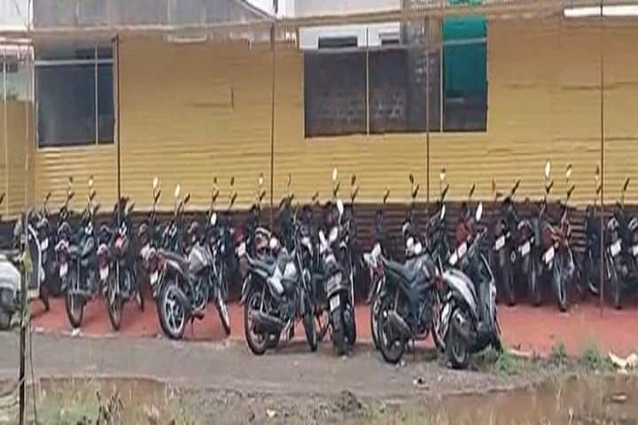 Shri Guru Buddhiswami Mahavidyalaya campus in Parbhani, Maharashtra, India — photo 3