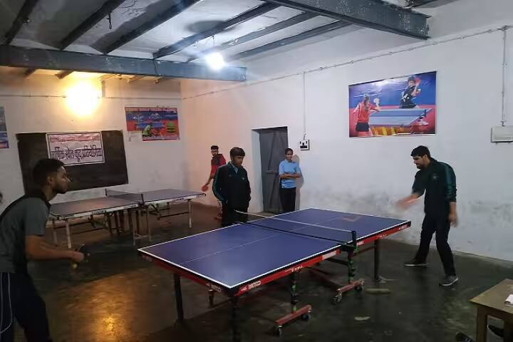 Saraswati Post Graduate College campus in Hathras, Uttar Pradesh, India — photo 4