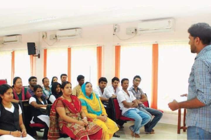 School of Legal Studies CUSAT campus in Ernakulam, Kerala, India — photo 3