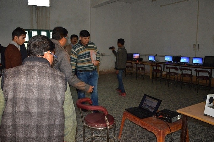 Lakshmi Narayan Mahavidyalaya campus in Mau, Uttar Pradesh, India — photo 4