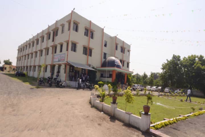 Sant Gadge Maharaj Mahavidyalaya campus in Hingna, Maharashtra, India — photo 1