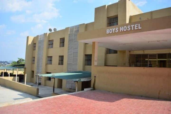 Dr DY Patil Institute of Engineering and Technology campus in Pune, Maharashtra, India — photo 6
