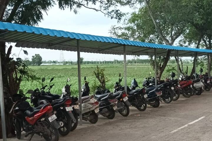Medarametla Anjamma Mastan Rao PG College campus in Guntur, Andhra Pradesh, India — photo 3