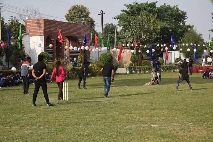 Shambhunath Institute of Law campus in Allahabad, Uttar Pradesh, India — photo 3