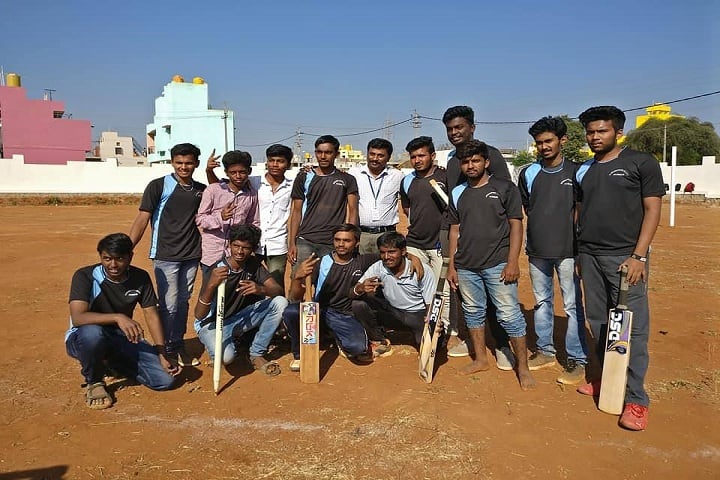 Seshadripuram College campus in Tumkur, Karnataka, India — photo 5