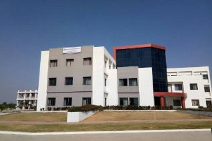 Matoshri College of Management and Research Centre campus in Eklahare, Maharashtra, India — photo 1