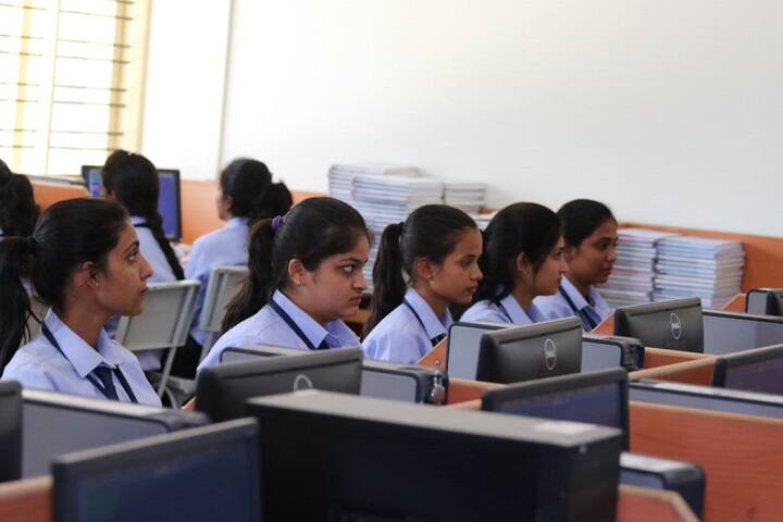 St Joseph's First Grade College campus in Mysuru, Karnataka, India — photo 6