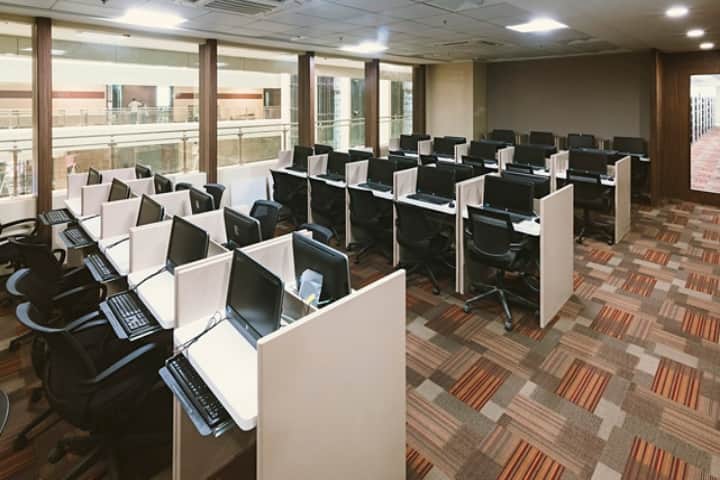School of Business Management SVKM's Narsee Monjee Institute of Management Studies campus in Mumbai, Maharashtra, India — photo 5