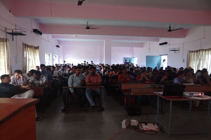 Sant Dnyaneshwar Mahavidyalaya campus in Aurangabad, Maharashtra, India — photo 2