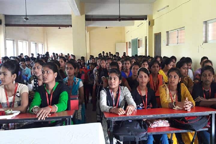 Comrade Godavari Shamrao Parulekar College of Arts Commerce and Science campus in Talasari, Maharashtra, India — photo 2