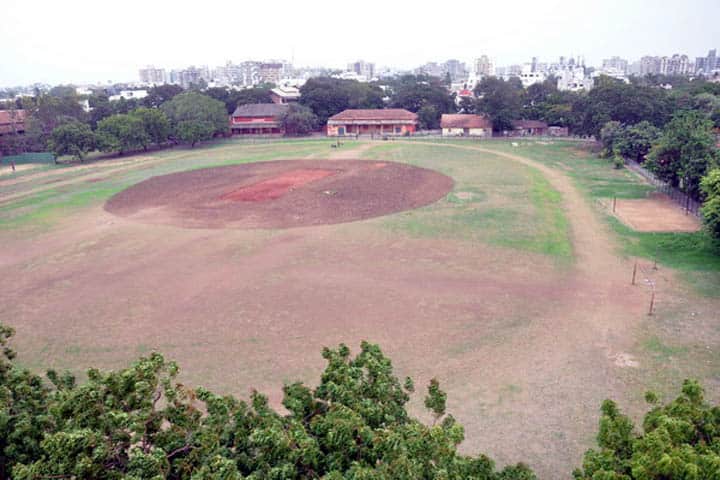 MTB  Arts College campus in Surat, Gujarat, India — photo 5