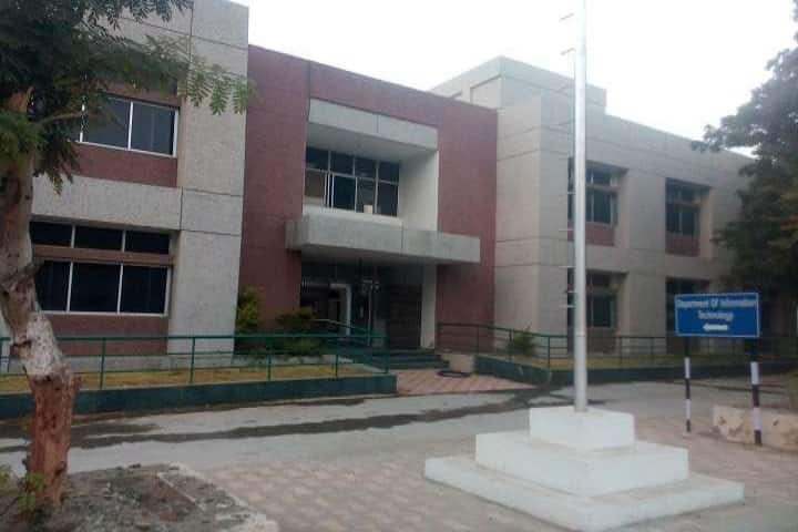 L.E. College or LEC Morbi campus in Morbi, Gujarat, India — photo 3