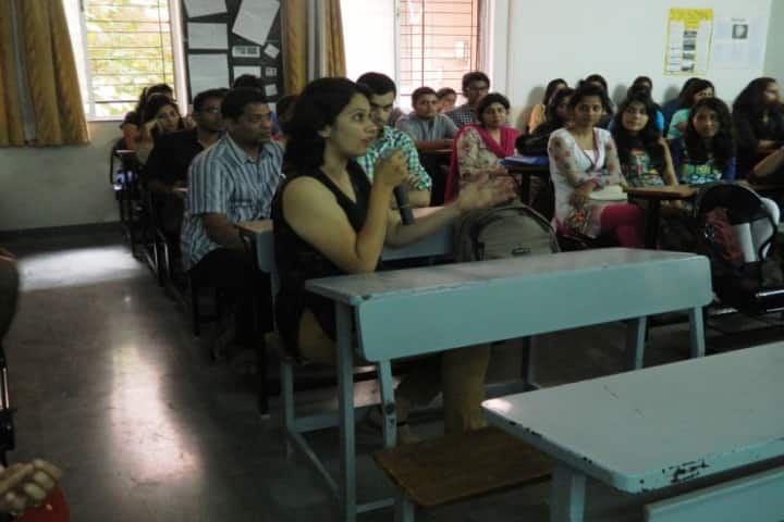 Fergusson College campus in Pune, Maharashtra, India — photo 4