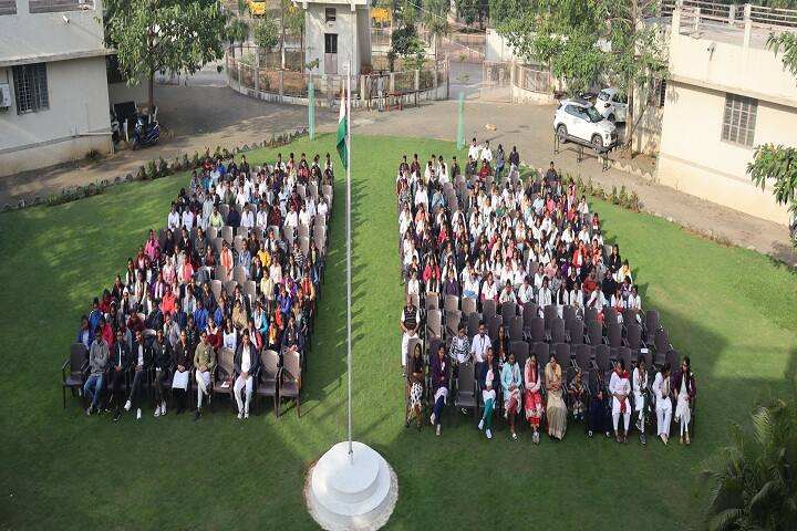 Shri DM Patel Arts and Shri SS Patel Commerce College campus in Anand, Gujarat, India — photo 5