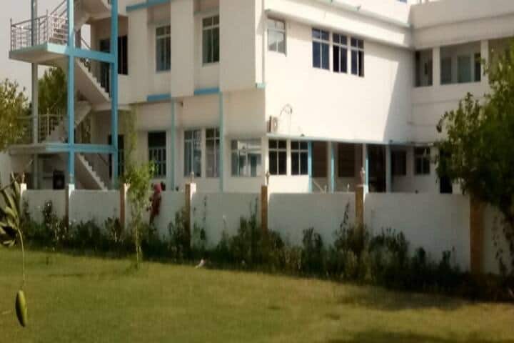 Shyam Baksh Mahavidyalaya campus in Sultanpur, Uttar Pradesh, India — photo 2