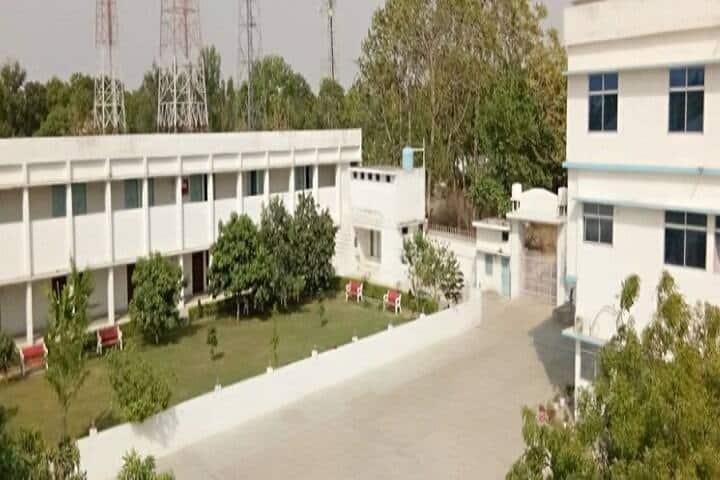 Shyam Baksh Mahavidyalaya campus in Sultanpur, Uttar Pradesh, India — photo 3