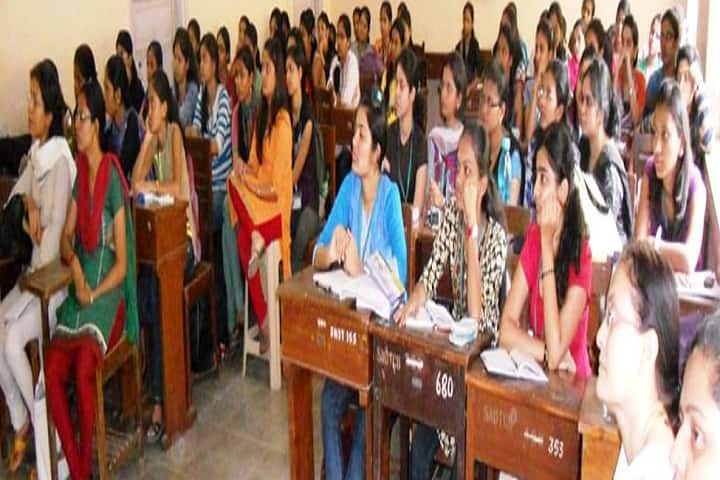 Shri Ram Pher Shivpher Degree College campus in Faizabad, Uttar Pradesh, India — photo 6