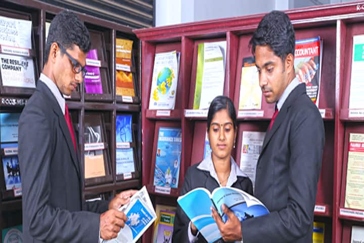 MES Advanced Institute of Management and Technology campus in Marampally, Kerala, India — photo 3