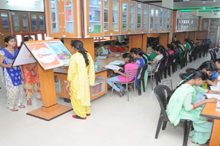 SD Mahila Mahavidyalaya campus in Jind, Haryana, India — photo 5