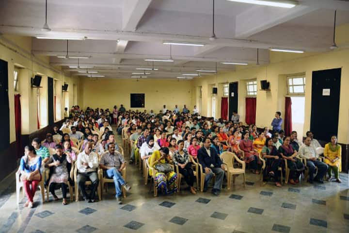 Khalsa College Mumbai campus in Mumbai, Maharashtra, India — photo 2